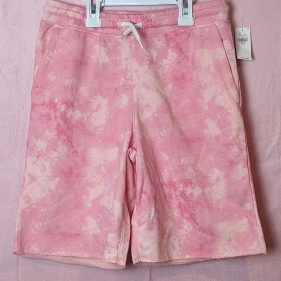 Old Navy Pink Tie Dye Raw Hem Drawstring Waist Shorts size Medium 8 - Picture 1 of 4